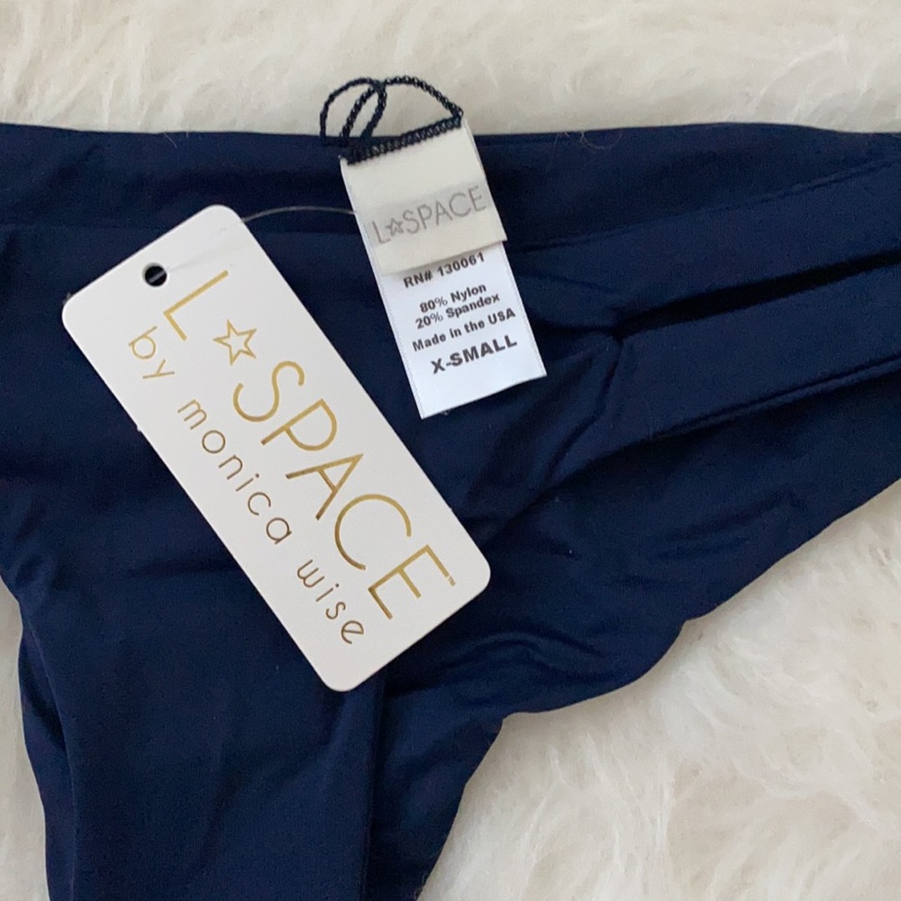 L Space Ruffle Hey Girl Bikini 🏖 - Picture 6 of 9